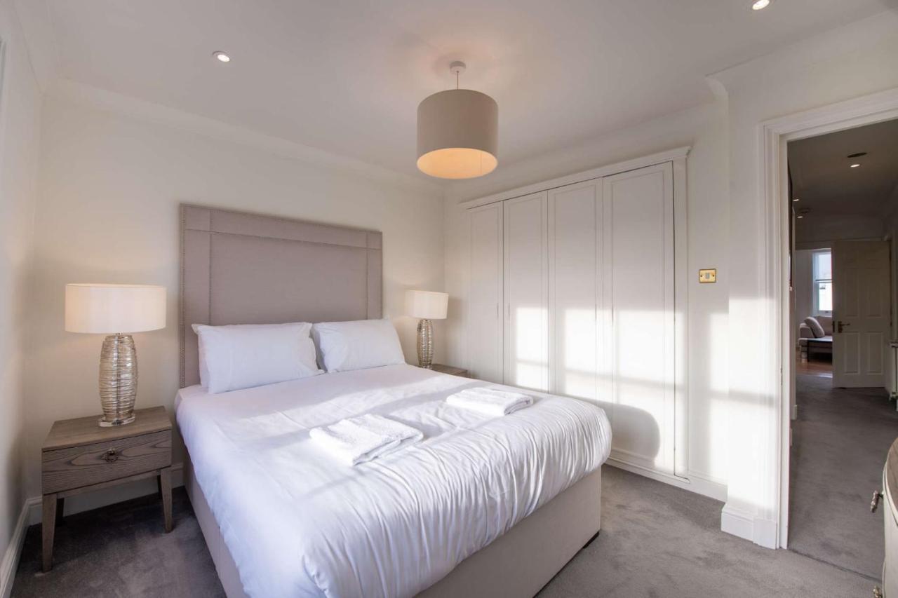 Somerset Court Kensington Apartments Лондон Экстерьер фото