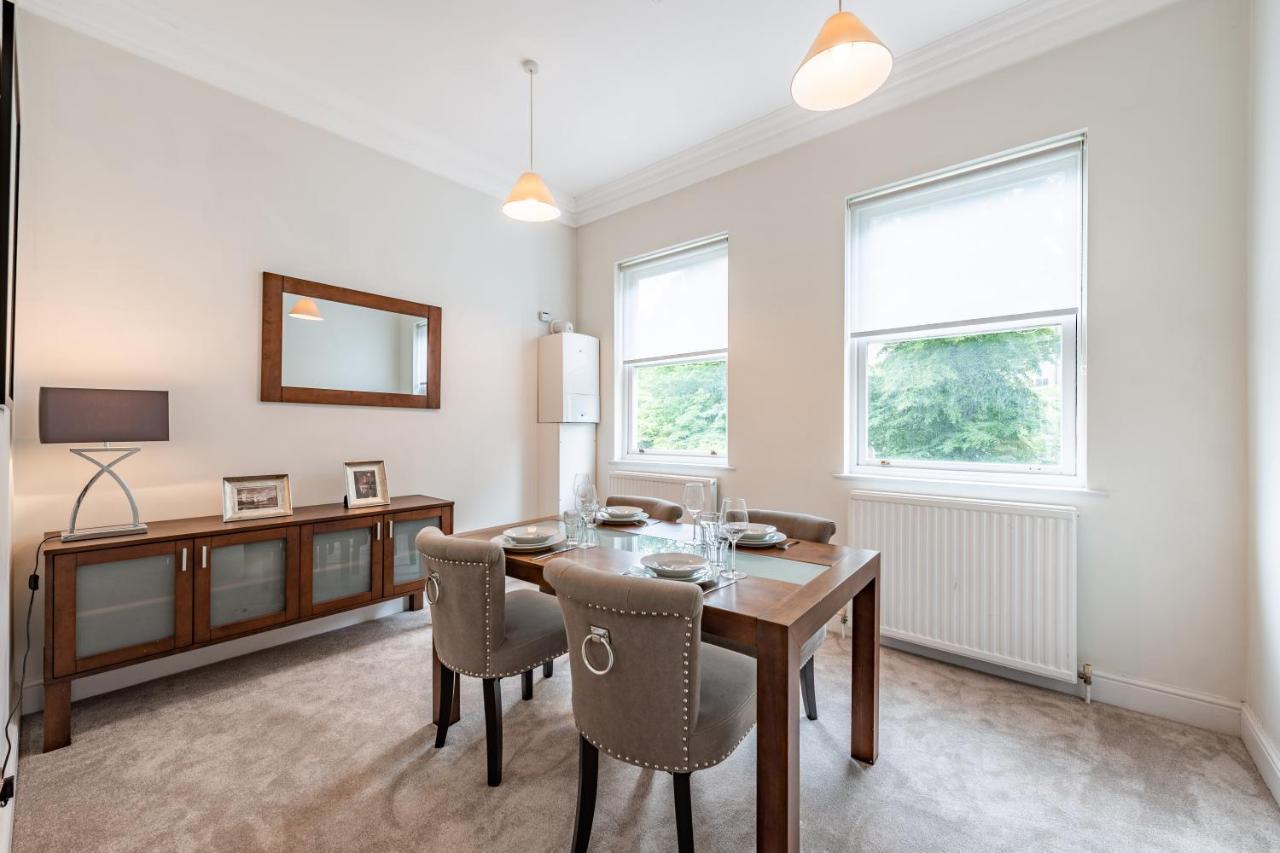Somerset Court Kensington Apartments Лондон Экстерьер фото