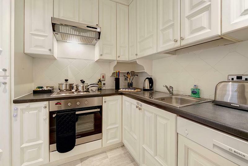 Somerset Court Kensington Apartments Лондон Экстерьер фото